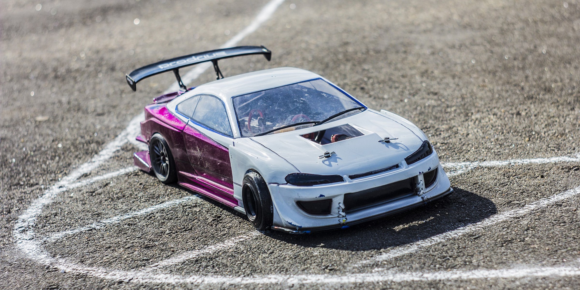 This image has an empty alt attribute; its file name is Rc_drift_car_body-min.jpg