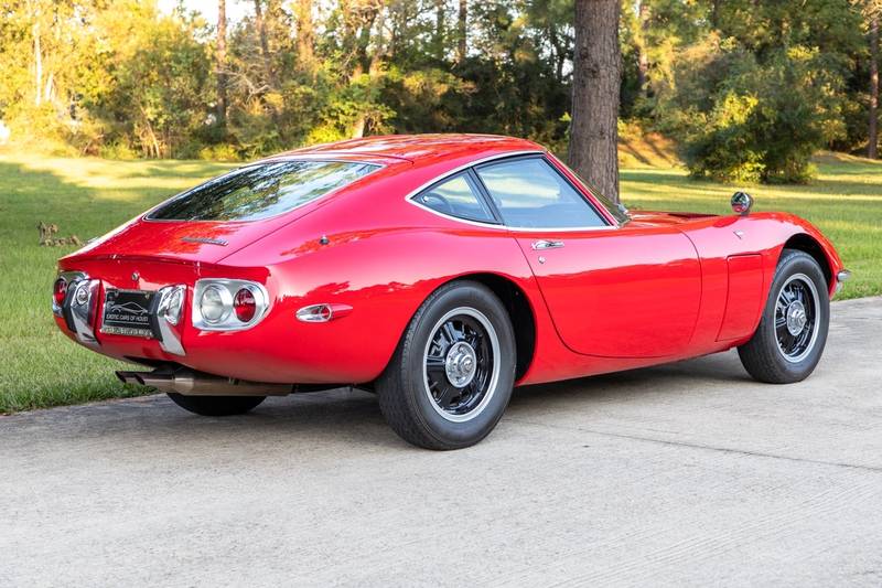 This Ultra-Rare 1967 Toyota 2000GT is a True Japanese Classic
- image 1087283