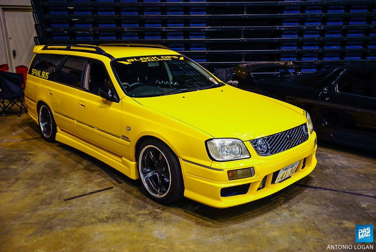 Yellow Nissan Stagea
